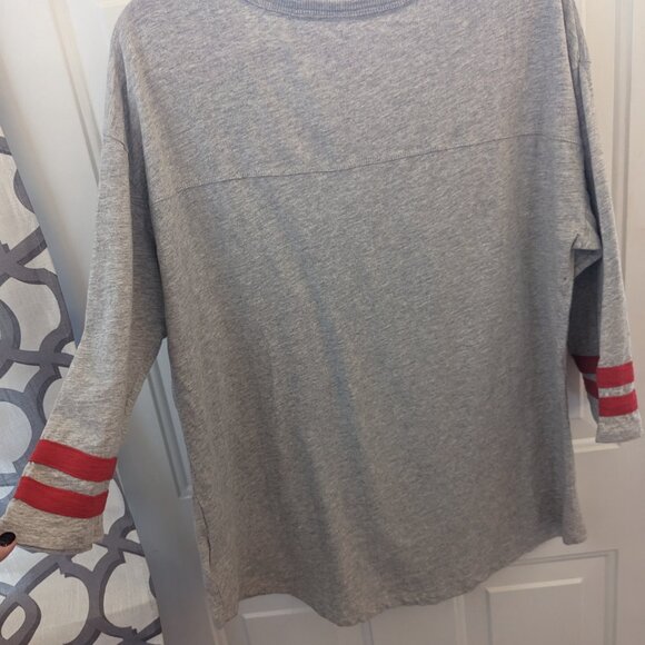 Walt Disney World gray/red 3/4 sleeve collegiate style woman's tshirt sz XL - Picture 4 of 4